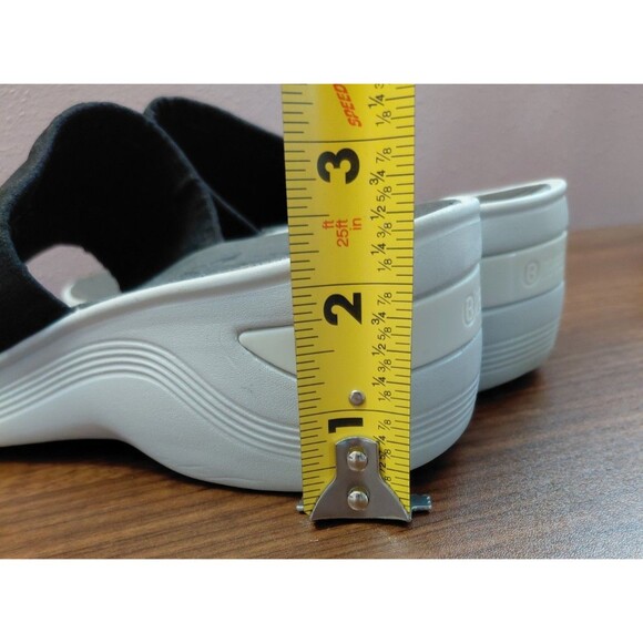 Bzees Womens Dallas Black Slip On Thong Sandals Shoes 8M Wedge - Picture 5 of 8